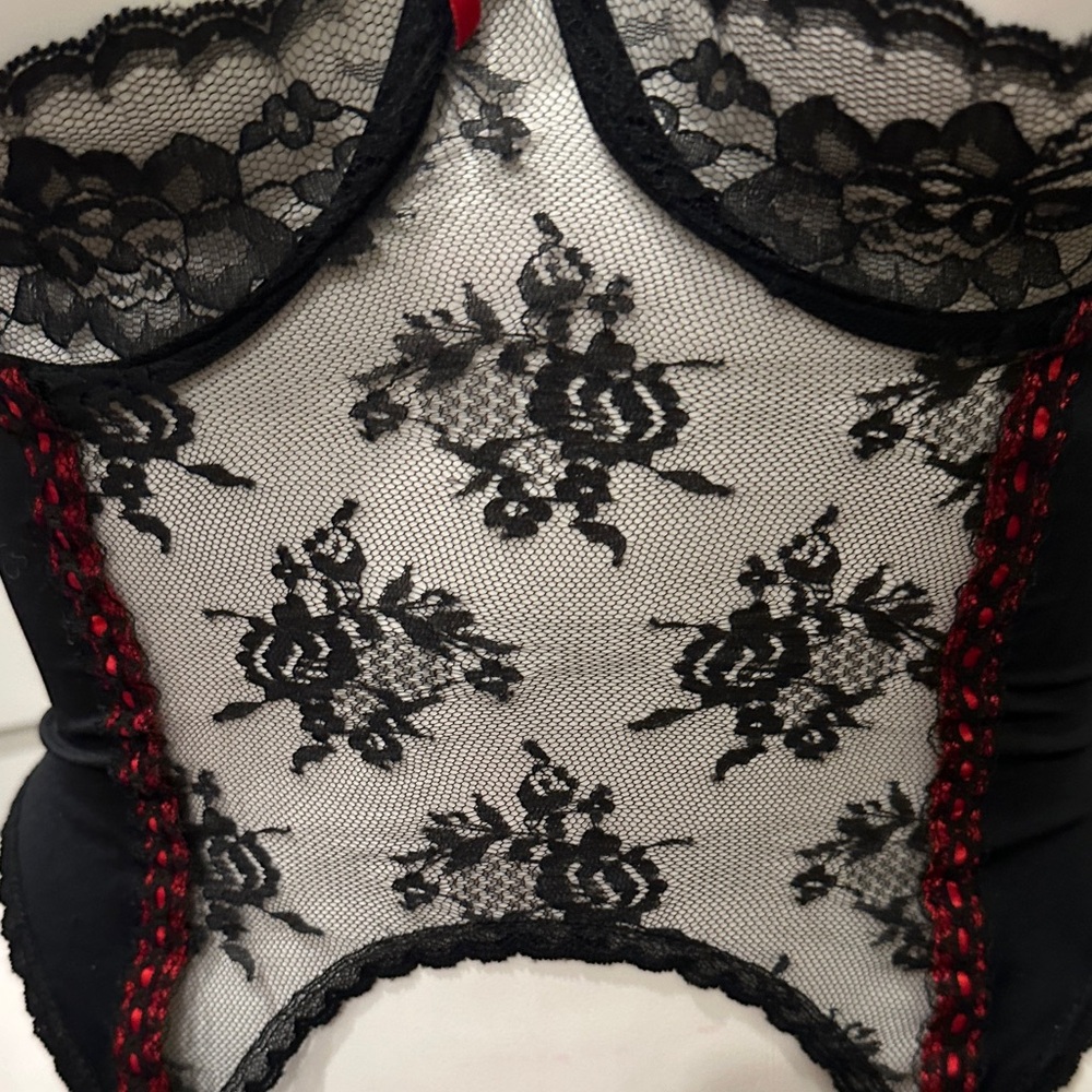 Frederick's of Hollywood Black & Red Lace Corset